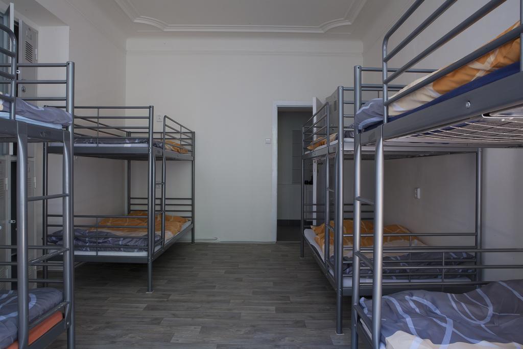 Hostel Fontana Prague Exterior photo